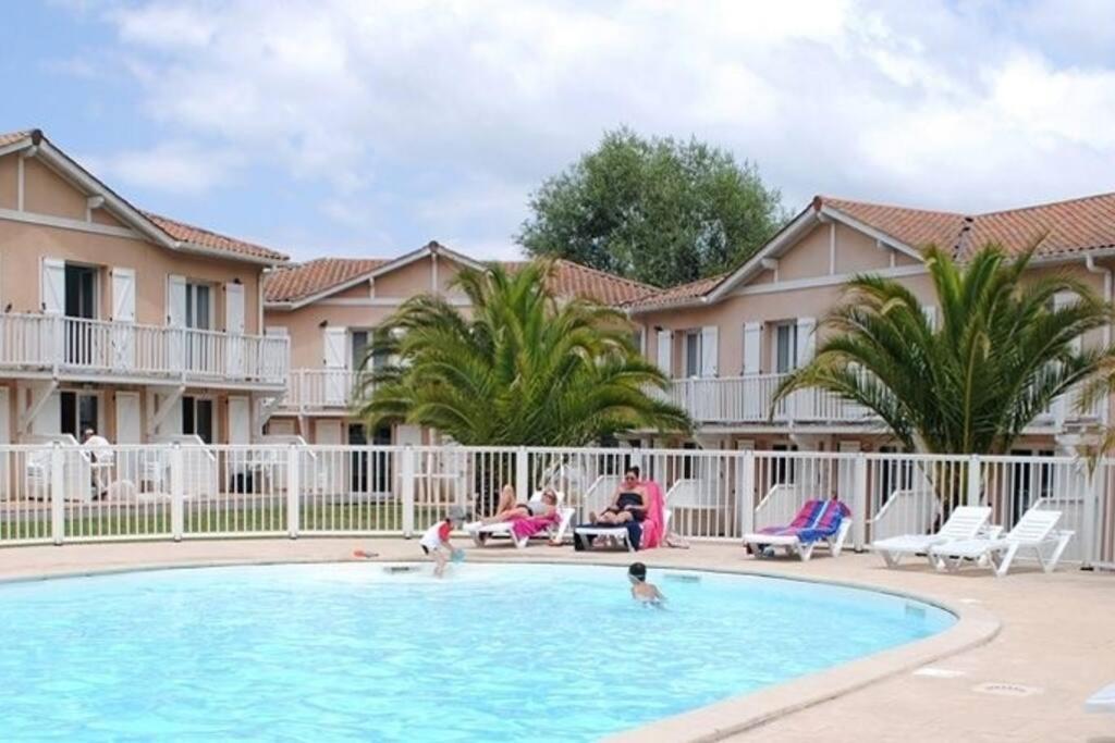T3 En Duplex Avec Grande Piscine Leilighet Anglet Eksteriør bilde